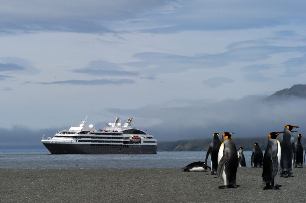 vista-travel-luxuskreuzfahrten-kreuzfahrt-antarktis-2023-07